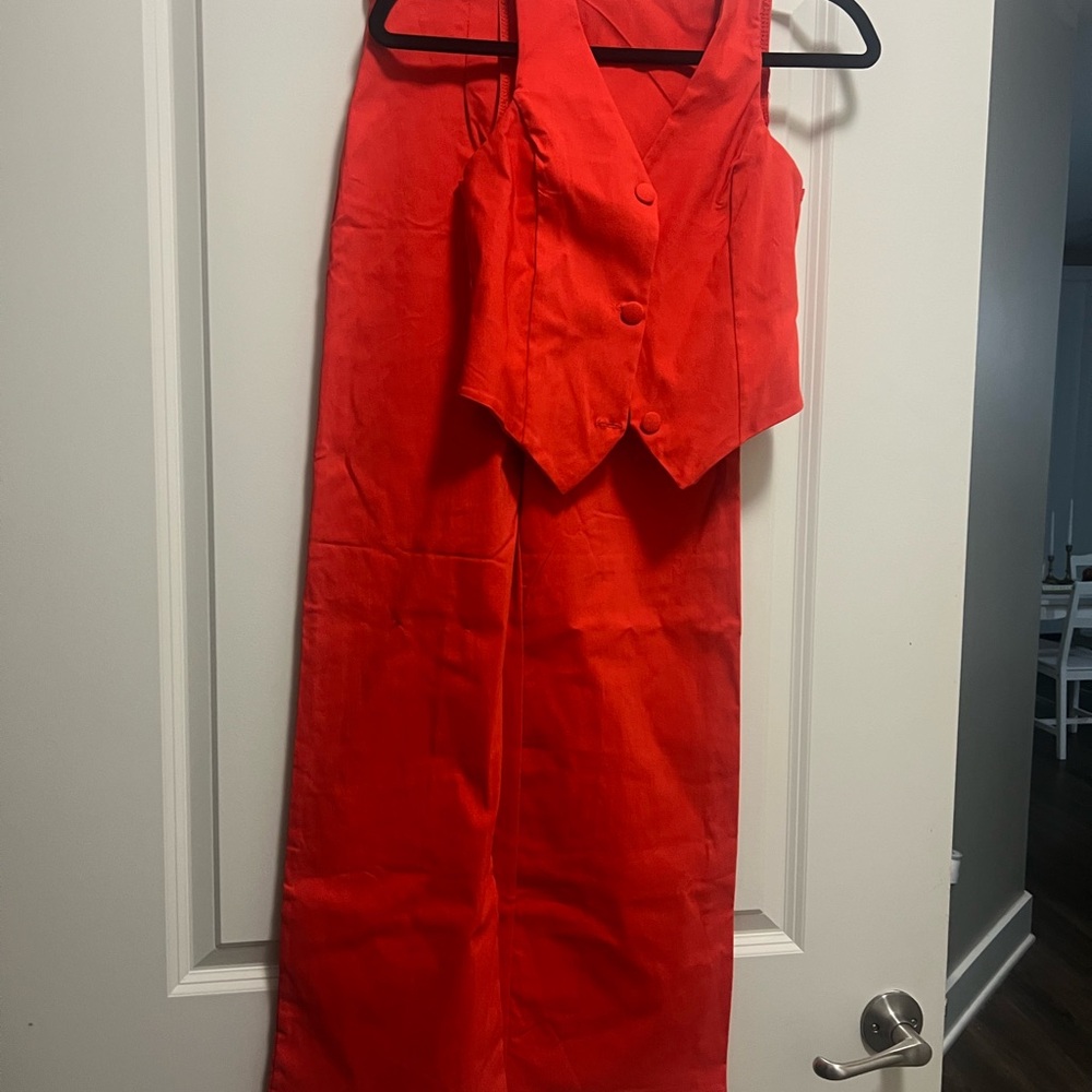 Elegant Red Women's Vest and Skirt Set